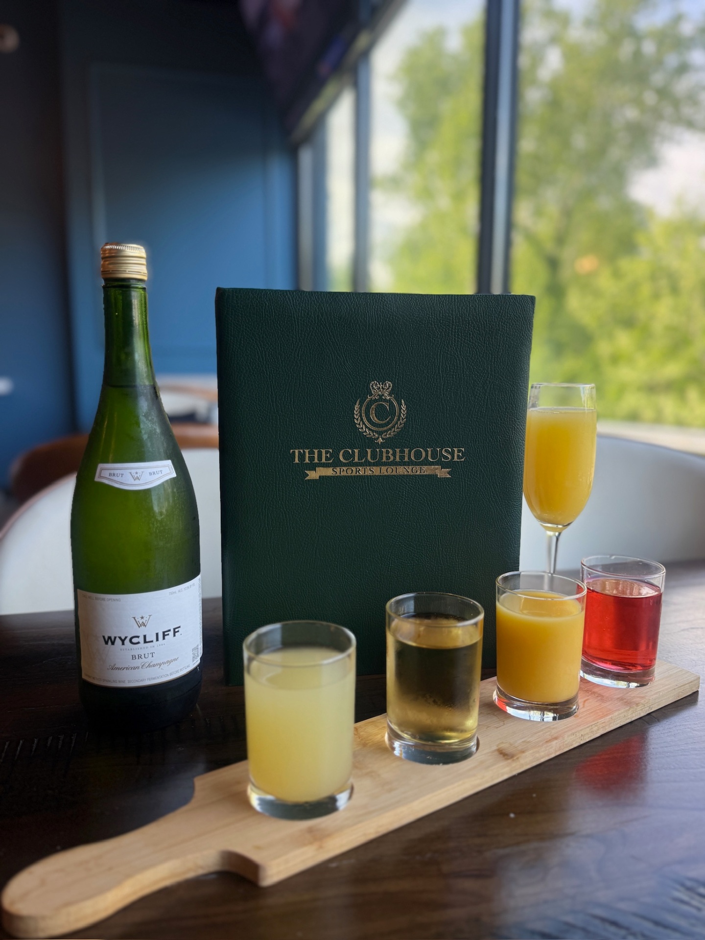 Mimosa Flight